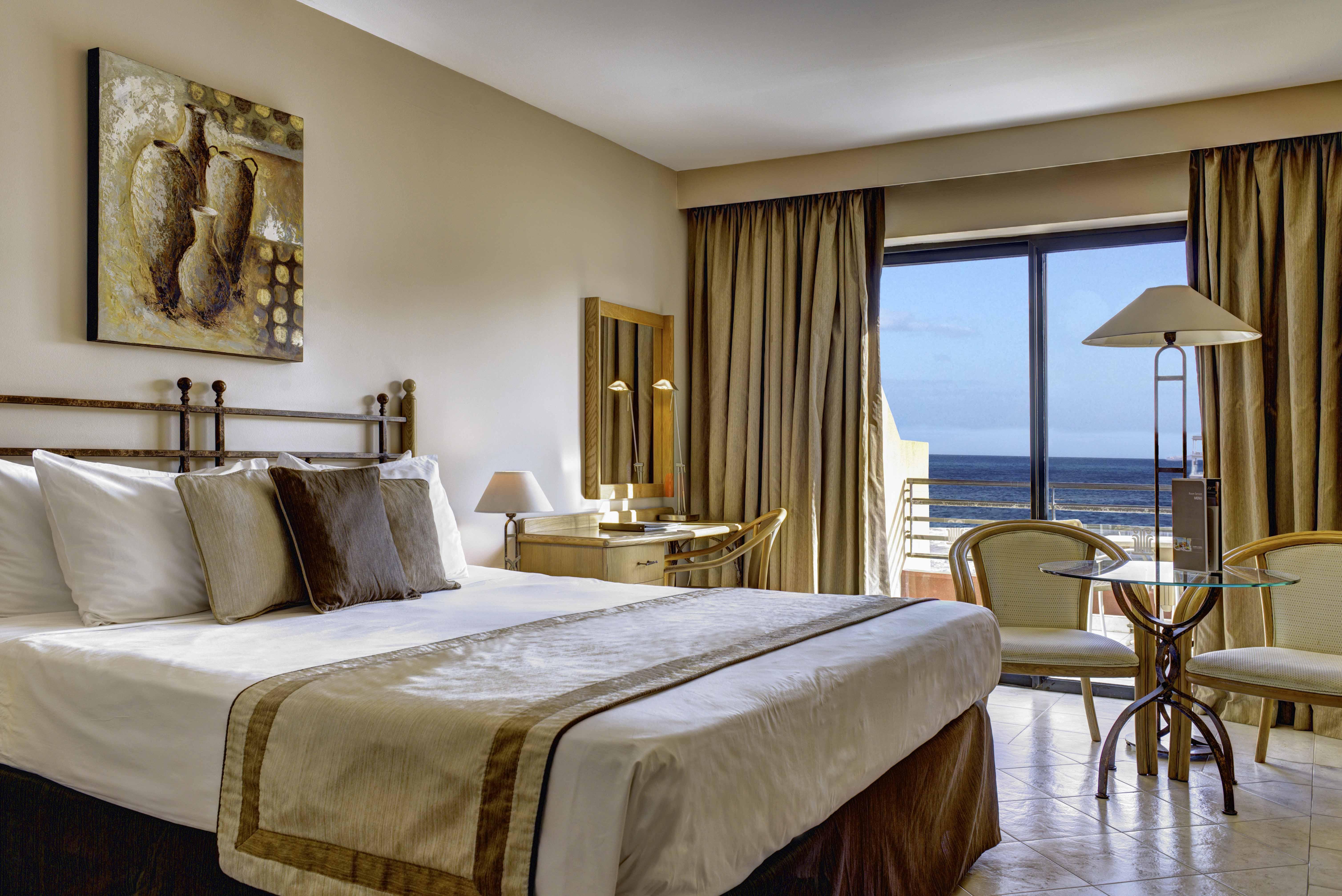 Marina Hotel Corinthia Beach Resort Malta Saint Julian's Екстер'єр фото