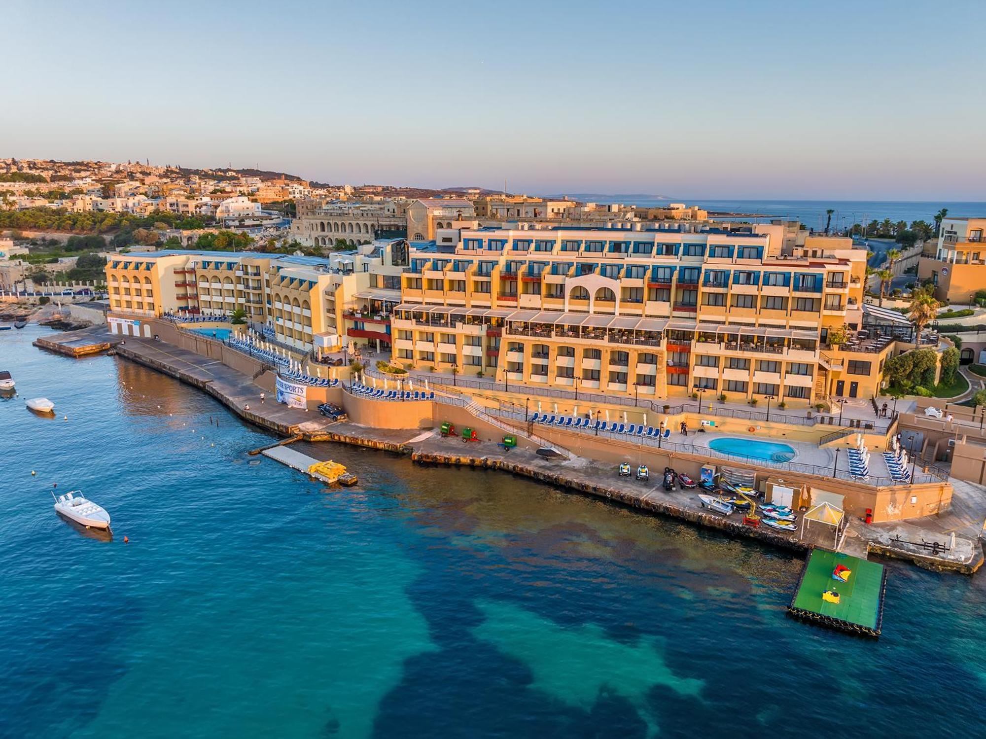 Marina Hotel Corinthia Beach Resort Malta Saint Julian's Екстер'єр фото