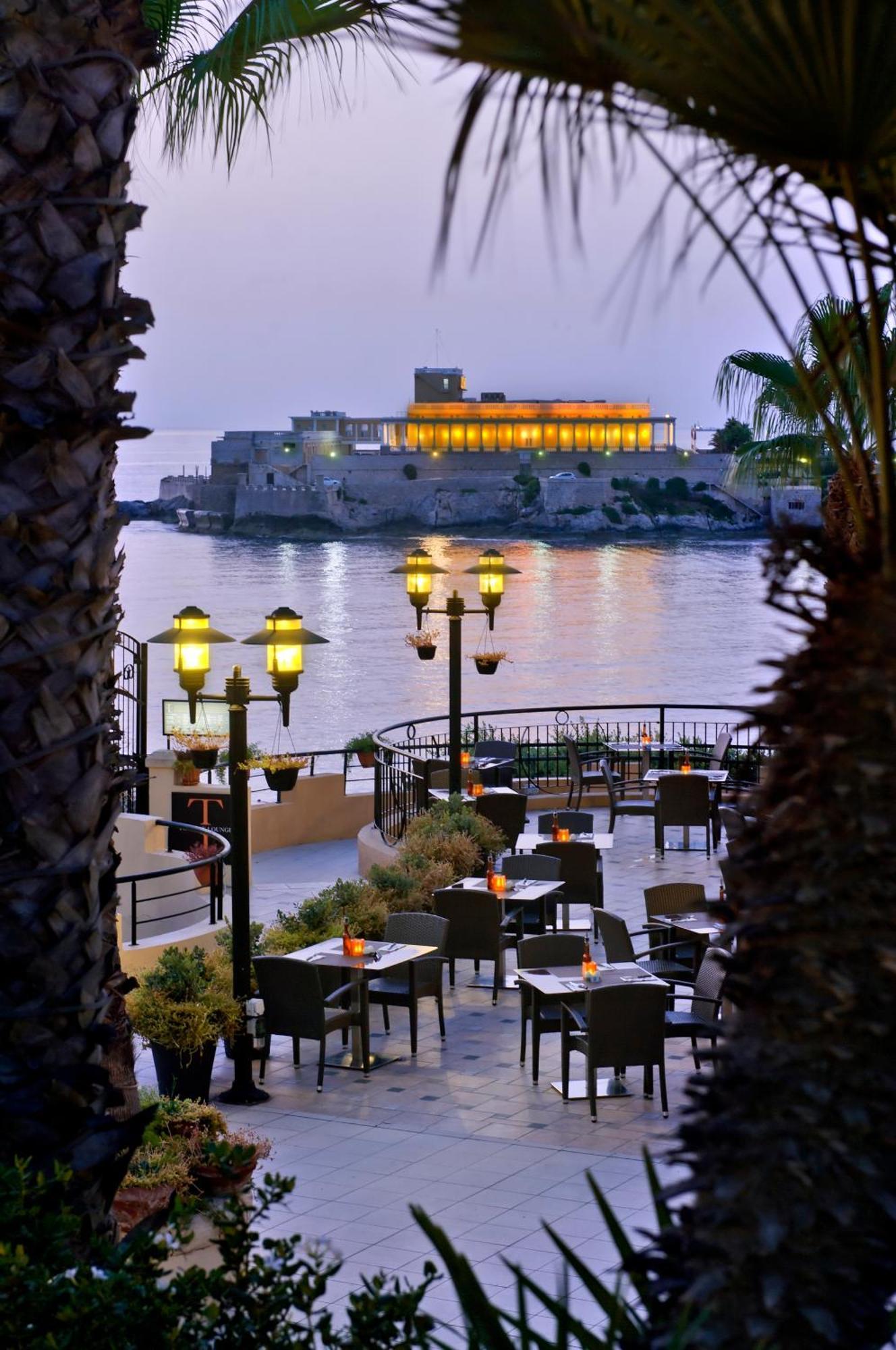 Marina Hotel Corinthia Beach Resort Malta Saint Julian's Екстер'єр фото